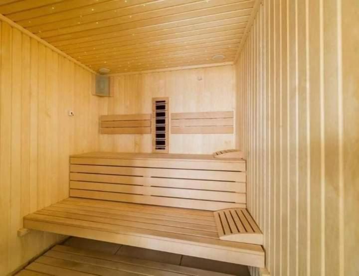 Alezzi Resort Luxury Apartament Prima Linie La Mare Năvodari Exteriör bild
