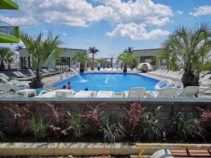 Alezzi Resort Luxury Apartament Prima Linie La Mare Năvodari Exteriör bild